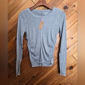 NATURAL LIFE Gray Long Sleeve Ruched Top Size Small